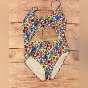 Monokini floral swimsuit